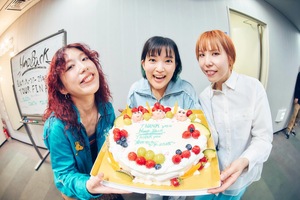 "産休サンキューツアー2025"12月ライブ写真